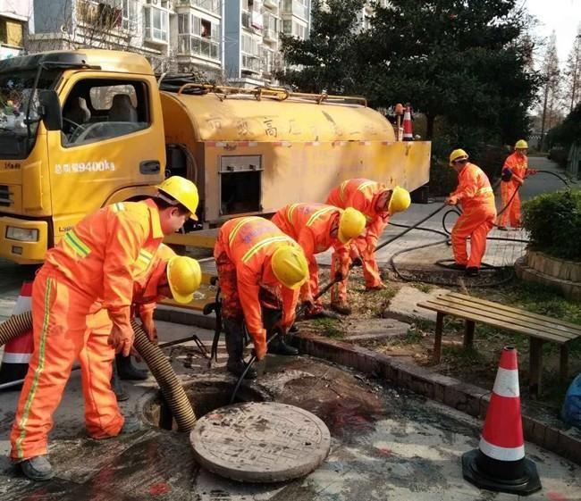 谢岗镇市政管道清淤